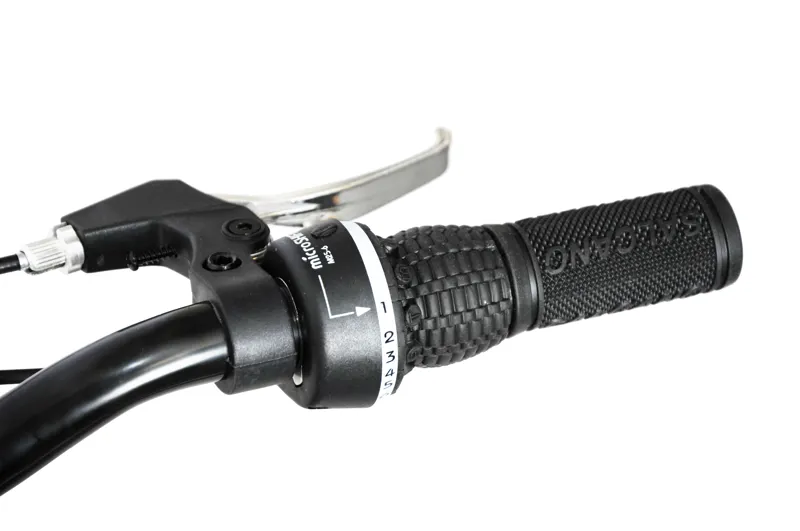 Salcano Lily 20 Inch Wheel Kids Bike Black-6